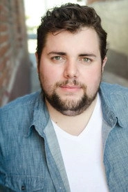 Ảnh diễn viên Joshua Hoover
